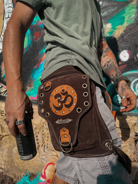 Cartucheira De Perna Brown Om